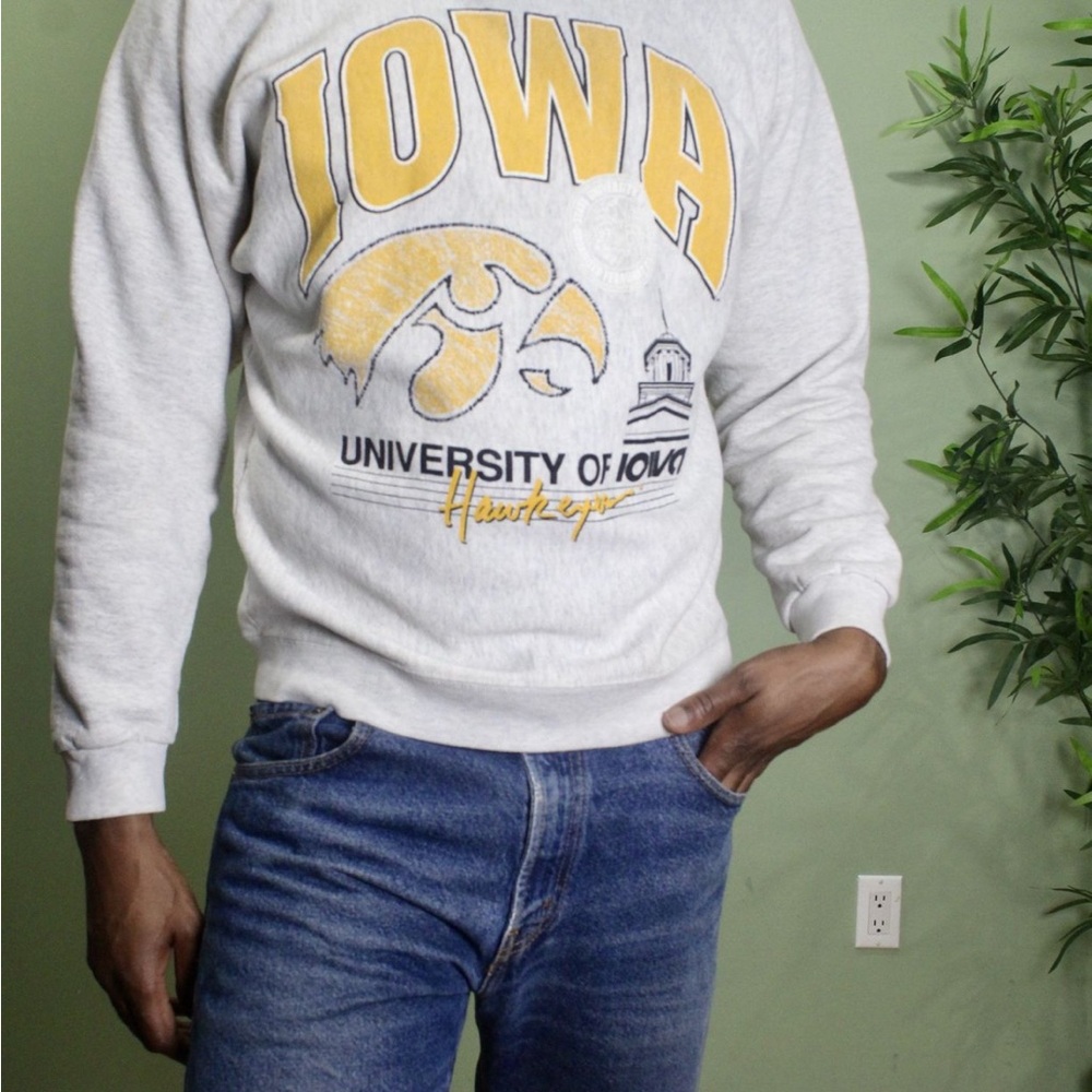 Vintage Iowa crewneck